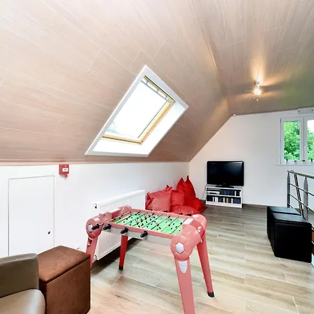 Dom wakacyjny Luxurious With Sauna Somme-Leuze