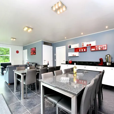 Luxurious With Sauna Dom wakacyjny Somme-Leuze